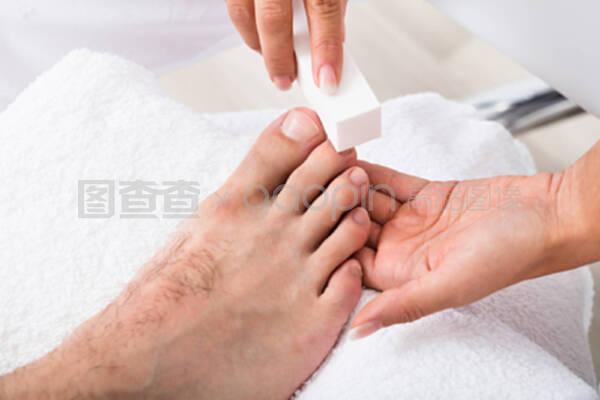 呵护美甲美容师的双手 专业洗涤用品的选择与保养